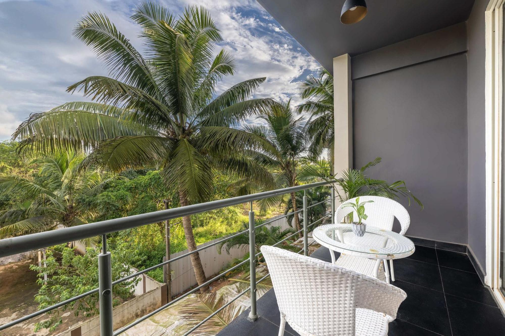 Hotel Echor Samara Morjim Goa Sea View Restro Extérieur photo