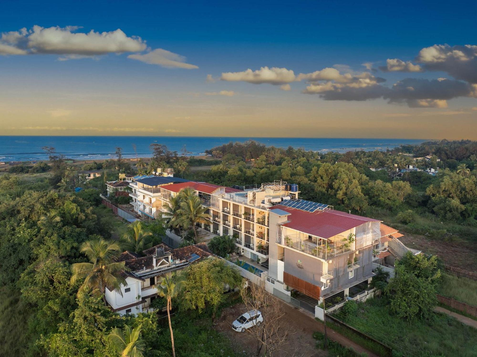 Hotel Echor Samara Morjim Goa Sea View Restro Extérieur photo